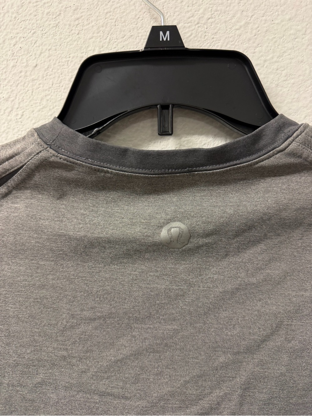 lululemon athletica Men's Heather Gray Short Sleeve Crew